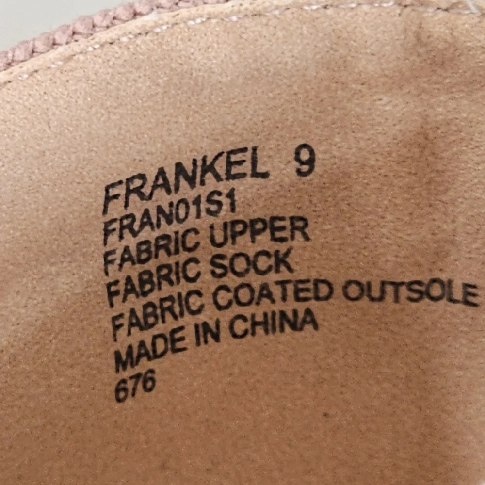 Steve Madden Women's Pink Slip-On Shoes - Picture 6 of 6